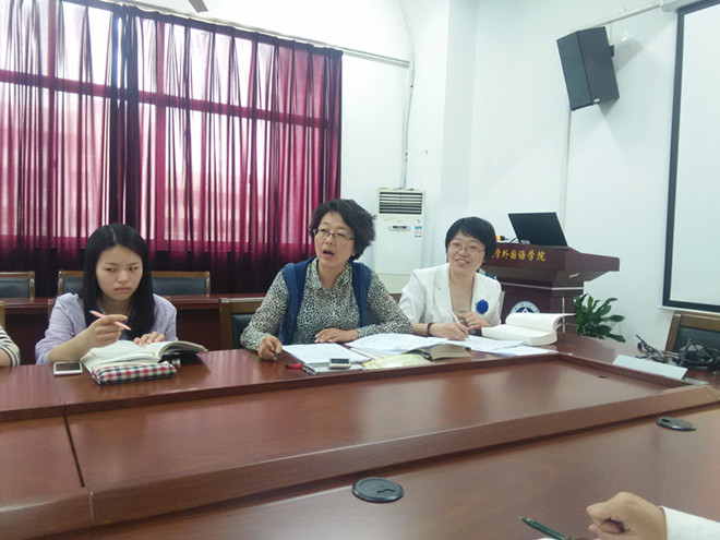 98堂
2013学生党支部召开“两学一做”理论学习交流会