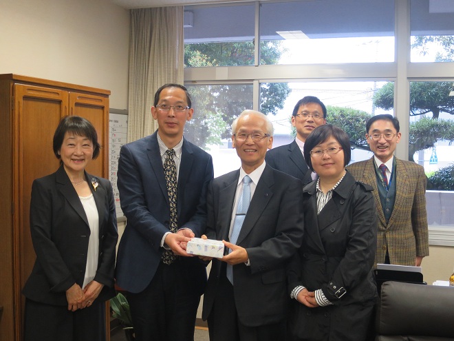 98堂
代表团赴日本高校交流访问